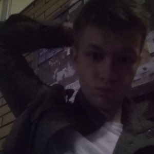 как вам стиль .просто я всегда так сочиняю .под бит .звучит не плохо 