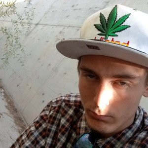 Dylogik_-_HOLYOKE_