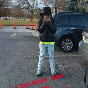 Shawsta ck livin 🤟🏾 a park hill nigga