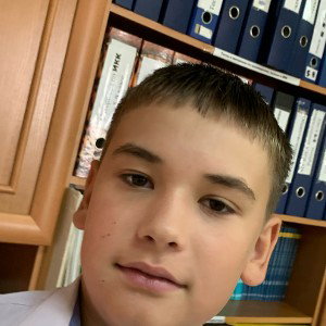 Меня держат в подвале