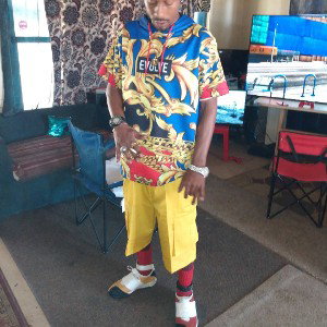 who want smoke with me.. ...#dummie