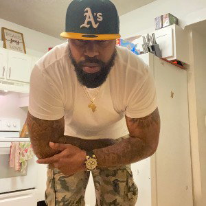 Glitters (11:49:01)