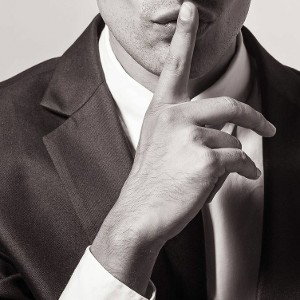 Calladitos se ven más bonitos 
