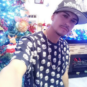 🎭🎤Joselito  the one🎤🎭
             __ buena vibra..