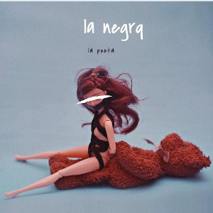 la_negra_está_bien_dura