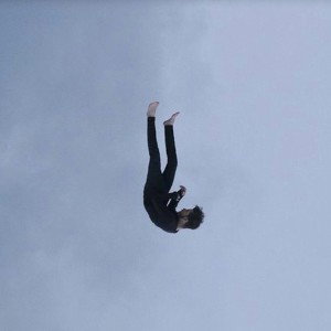 I’m falling (feat. Harley’s dead)