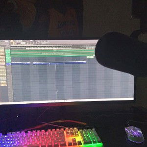 I Mörkret (Next Door Version)
