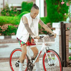 Full Current ft phyno|| TrendyBeatz.com