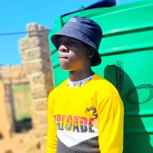 Lisa Rsa  ft Emdee Rsa 