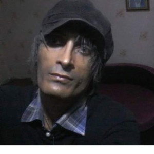 من همونم _۳