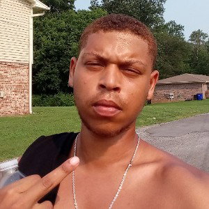 I'm trinna go to the top
feeling anxiety wish it can stop
get to the money yea get to the guawp 
I'm fighting  all of my