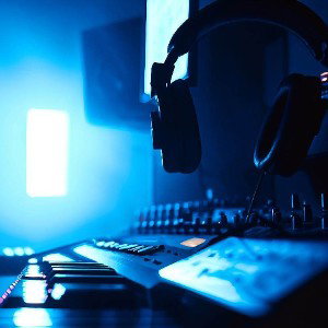 Cyklon Music - Intro (Instrumental)