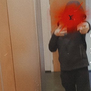 pimeet yöt holleil