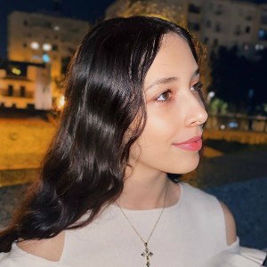 С тобой что угодно пластинки старые слушать до ночи 