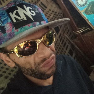 LUCAS MANO CHE / NÃO ESTÁ SENDO FÁCIL boom bap.