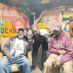 2 old moe unk