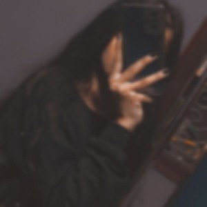 She play