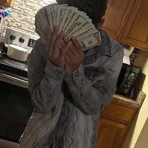 Gnubzz74 - Talk my shit pt 4 /rap for u diss 