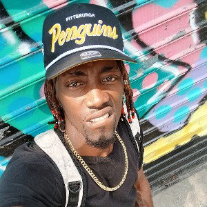 (twotupac)flacobanton 👎 no hay trabajo 
