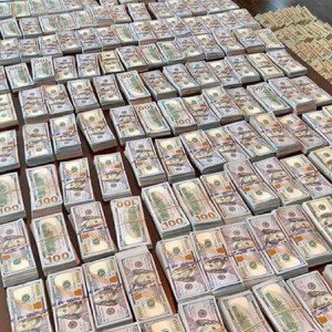 Stacksonstacks