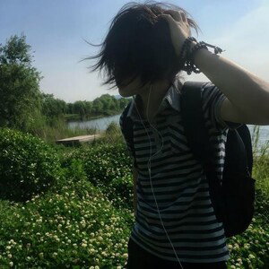 Leave Me Alone (prod. archanouroboros)