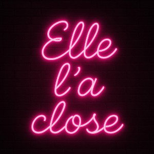 elle a close 