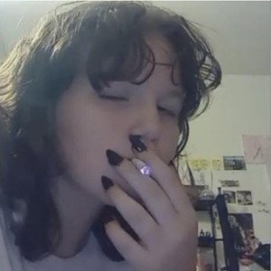 Walk her down walk her down Walk her down. Bitch I Run a 2/11 wit my dogs But she ain't Never be one Not in the litteral