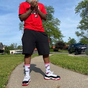 YNS LAVISH X FEEL AT ALL 