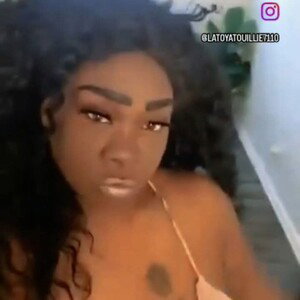 Rib a bBshhh , hoes Scared on ai vibe_ 