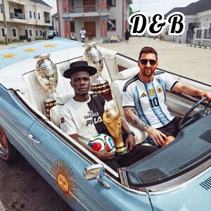 D&B