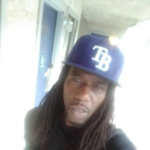 Hood I'm Staying