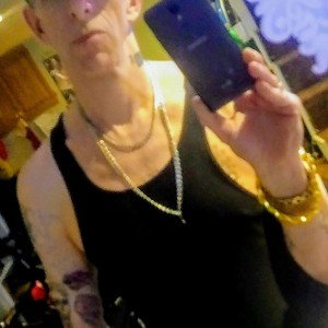 D1G$ I NEED TO KNOW_Dedicated to Chewy_