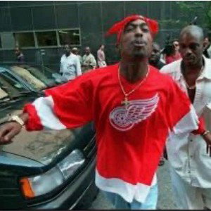 Hit’em Up feat Macmo