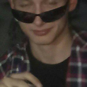 долбаеб