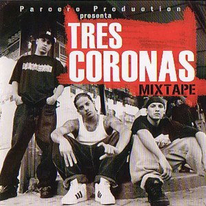 Tres Coronas - Me La Busco Como Sea  Audio Oficial