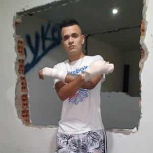 ES HORA .T.