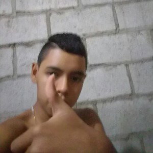 Ahora toda la gente se va pegando