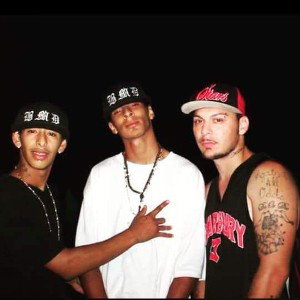 Show 'Em How A Gangsta Live