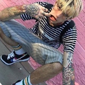 Lil Peep – Benz Truck