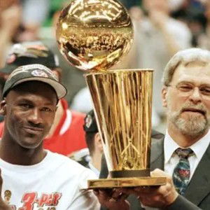PHIL JACKSON 