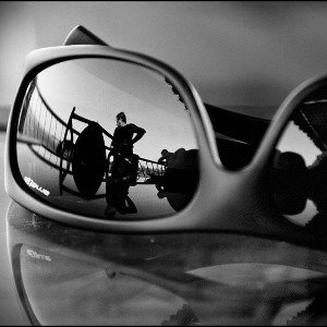  Mirror Reflection