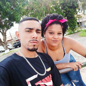 THEU MC - ELA É TÃO LINDA 