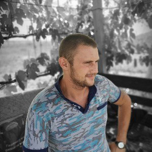 над обрывом