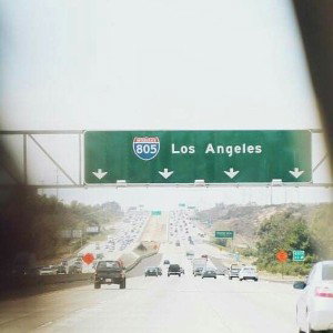 I live in Los Angeles ✈󾓦