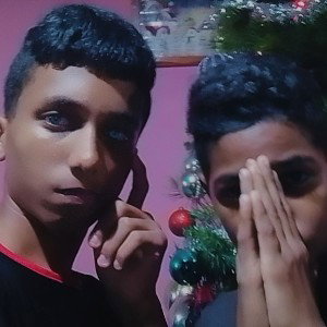 CRISTIFLOW OJITOS LINDO