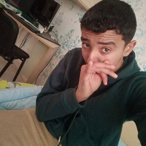 قلي وين مشيت خاترك انتي تضريت وجيعا في القلب تكويت وجهك قدامي مايتنحاش فما خطوط ماتتلاقاش عندي فوتو ماتتنساش قلي وين مشي
