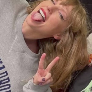 Taylor hot