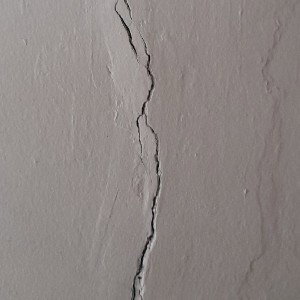  Cracks and seams