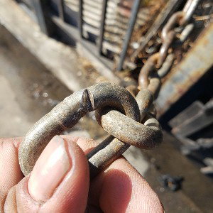 intertwine 