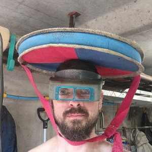 в магазине много зин